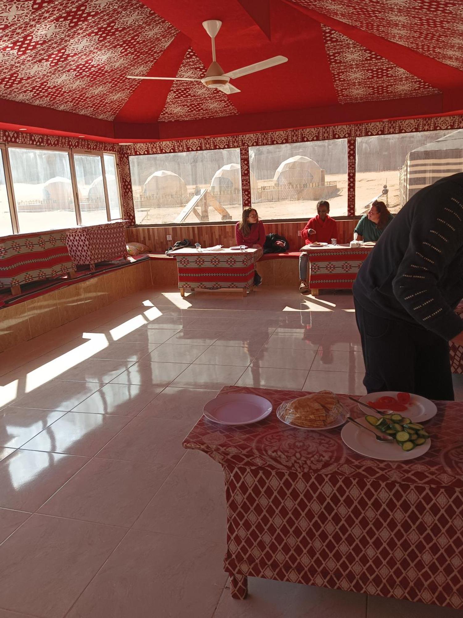 Hotel Sunrise Luxury Camp Wadi Rum Exteriér fotografie